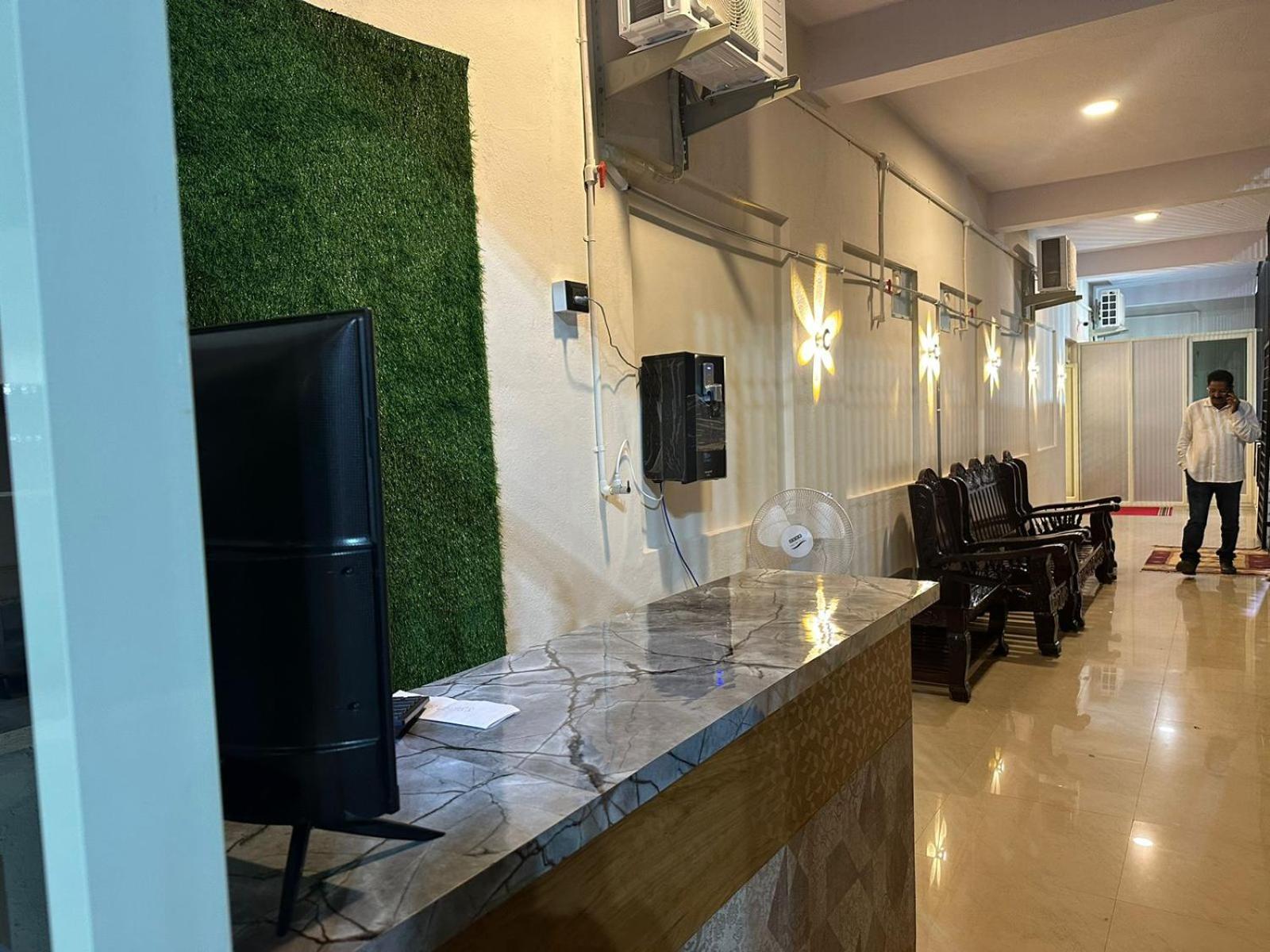 Hotel Yatri Nivas Sagara Zewnętrze zdjęcie