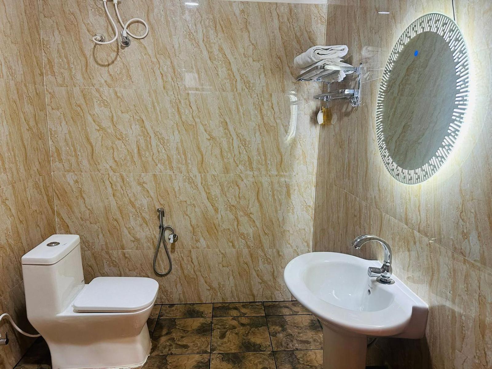 Hotel Yatri Nivas Sagara Zewnętrze zdjęcie
